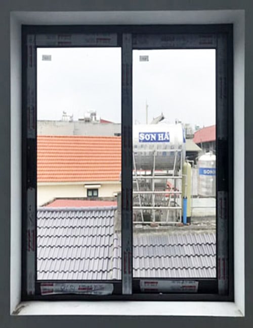 Cửa sổ lùa 2 cánh Nhôm Xingfa - Nếu bạn đang tìm kiếm cửa sổ nhôm lùa có kiểu dáng đẹp và tiện lợi cho không gian sống của bạn, hãy xem ngay hình ảnh về cửa sổ lùa 2 cánh Nhôm Xingfa. Chúng sẽ giúp bạn mang lại sự tiện nghi và độ bền cho ngôi nhà của mình.
